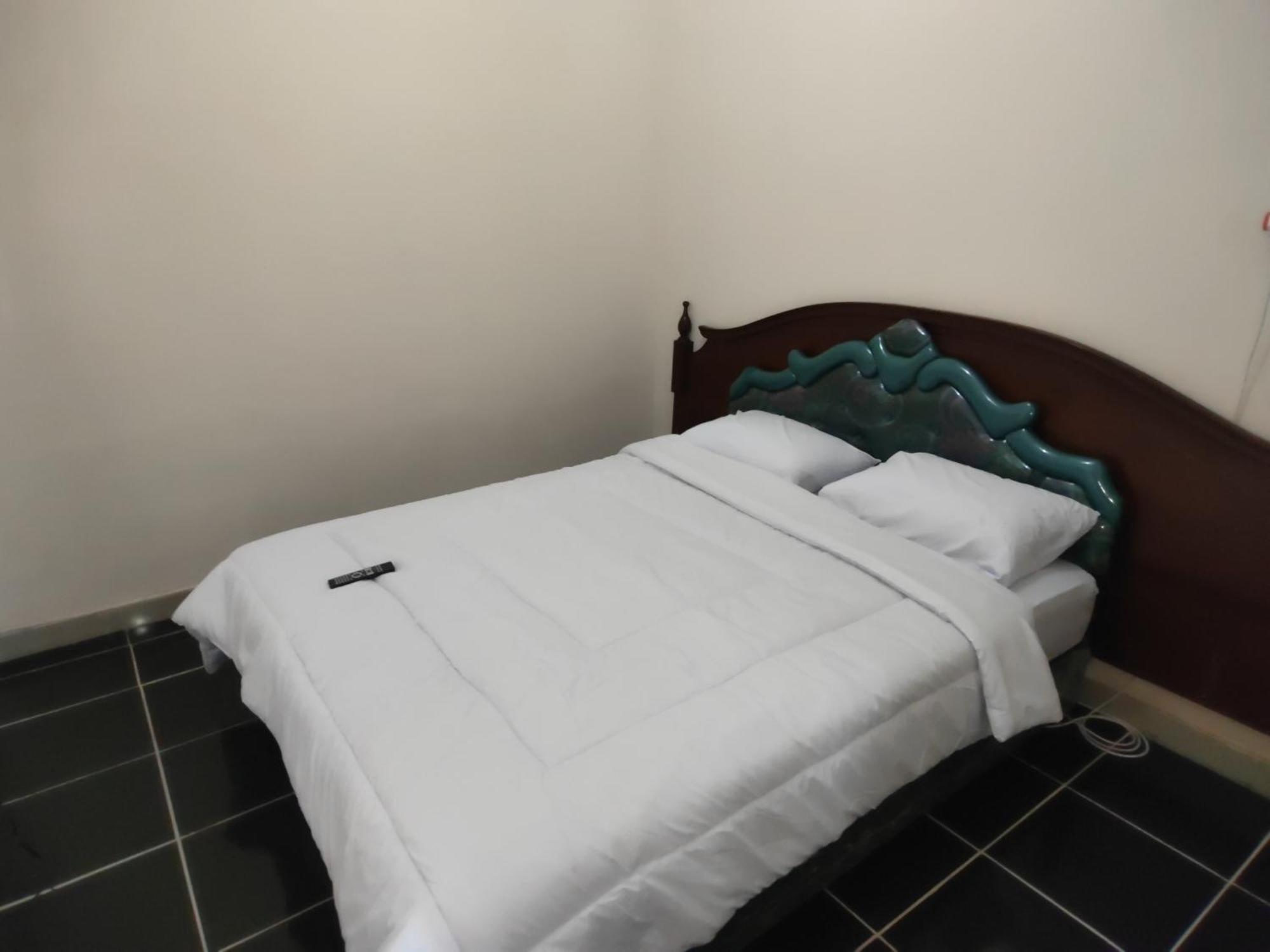 Tirto 27 Homestay Yogyakarta Ngoại thất bức ảnh