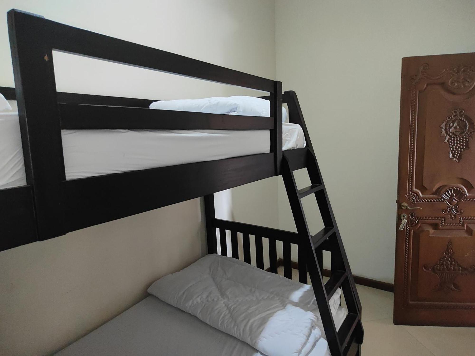 Tirto 27 Homestay Yogyakarta Ngoại thất bức ảnh