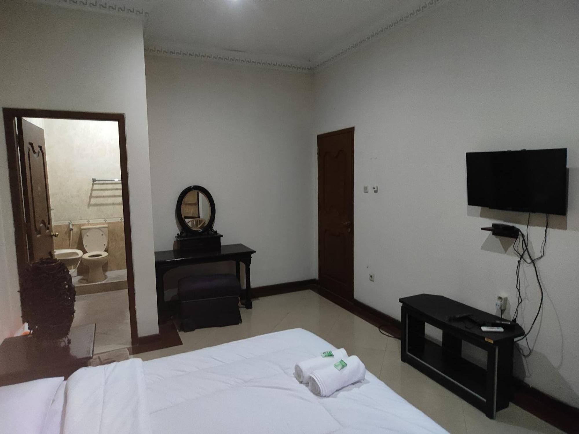 Tirto 27 Homestay Yogyakarta Ngoại thất bức ảnh